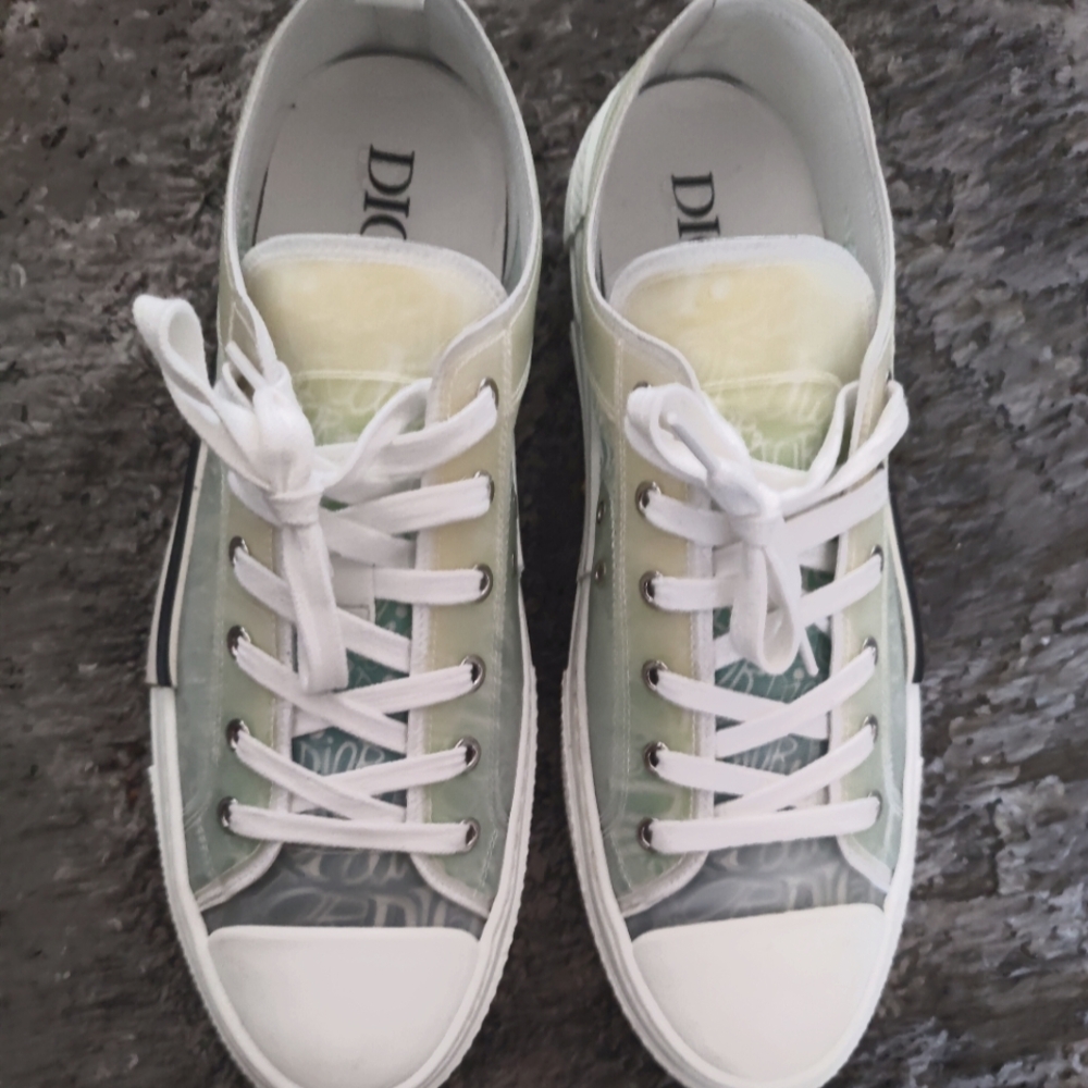 Men Dior sneakers size 13 multi color